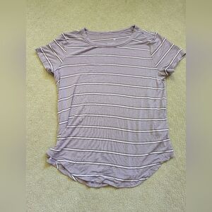 Purple striped flowy tee